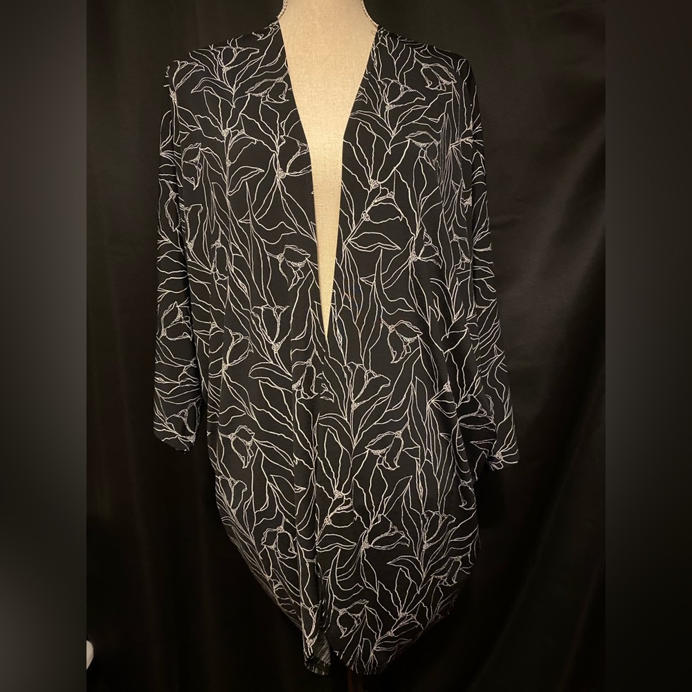 Black Print Kimono, One Size